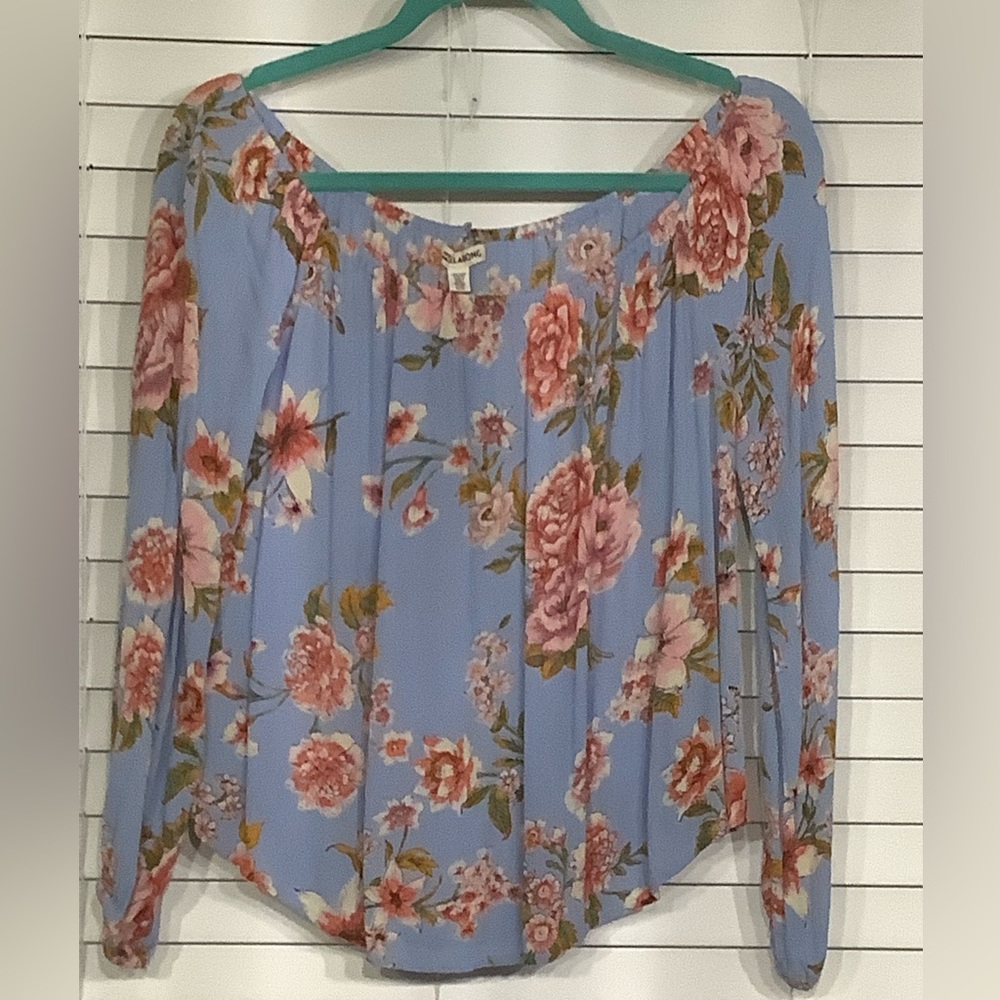 Billabong blue and pink rayon floral blouse, size M, NWOT